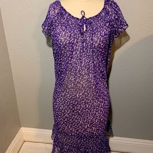 Oscar de la Renta night gown   2 for $10✨